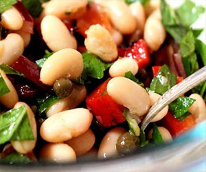   مصر اليوم - سلطة الفاصوليا العريضة والجزر