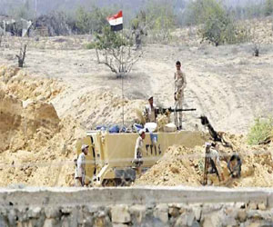   مصر اليوم - نجاة 7 مجندين من محاولة اختطاف الجمعة في رفح