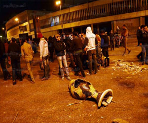 مصر اليوم - متظاهرو الميدان في المنصورة يقطعون الطريق جزئيًا