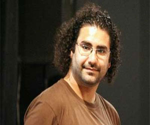   مصر اليوم - النيابة تحبس علاء عبد الفتاح أربعة أيام على ذمة الحقيق