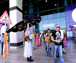   مصر اليوم - الأقصر تستقبل أول فوج سياحيّ أفريقيّ الأسبوع المقبل