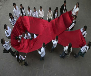   مصر اليوم - العالم يحتفل غداً باليوم العالمى للإيدز