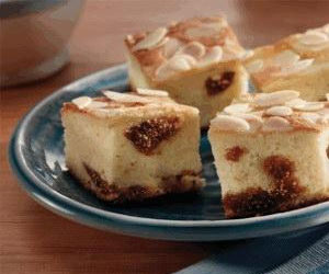   مصر اليوم - كعكة بالتين واللوز