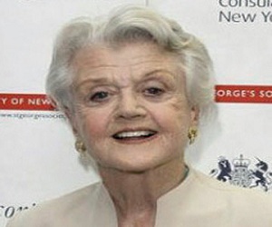   مصر اليوم - رحيل نجمة الميلودراما البريطانية جين كينت عن92 عامًا