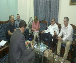   مصر اليوم - مستشفى الرنتيسي يستقبل وفدًا طبيًا بريطانيًا