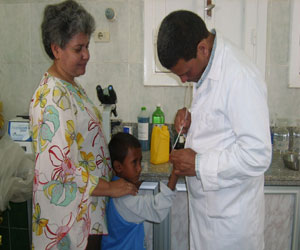   مصر اليوم - مركز دندرة الثَّقافي يُنفِّذ مبادرة لتطوير الخدمات الصَّحية في قنا