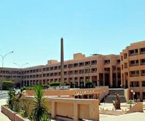   مصر اليوم - افتتاح وحدة التدريب التمريضي في جامعة سوهاج