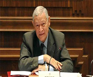   مصر اليوم - عوض يأمل أن تكون نسبة التصويت على الدّستور عالية