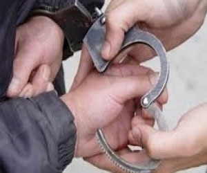   مصر اليوم - أمر بضبط خادم وسائق سرقوا ذهب بقيمة ربع مليون جنيه