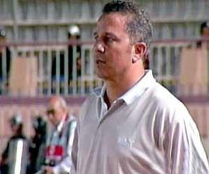   مصر اليوم - غريب يطلب تعديل اللائحة المالية للمنتخب المصري