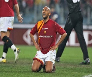   مصر اليوم - مايكون لاعب روما: لا يسعنا ان نستمر في نزيف النقاط