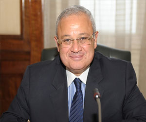   مصر اليوم - زعزوع يؤكدّ أن مصر ستشهد توسعًا في المشروعات السياحيّة