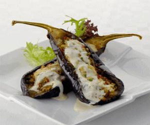   مصر اليوم - غراتان الباذنجان المحشو بالخضار