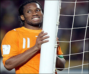   مصر اليوم - دروجبا يأمل في قيادة منتخب الأفيال لتخطي الدور الأول لمونديال البرازيل