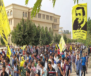   مصر اليوم - طلابُ الإخوان يُصيّبون 3 مجنديّن في جامعةِ أزهرِ أسيّوط