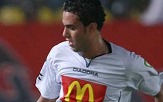   مصر اليوم - أحمد مكِّي يؤكِّد أن انتقاله لـ القلعة الحمراء أمرٌ محسومٌ