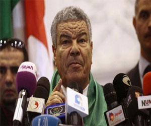   مصر اليوم - تواري أمين عام الحزب الجزائري الحاكم عن الأنظار يثير العديد من التساؤلات