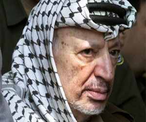   مصر اليوم - خبراء فرنسيون يستبعدون موت ياسرعرفات مسمومًا