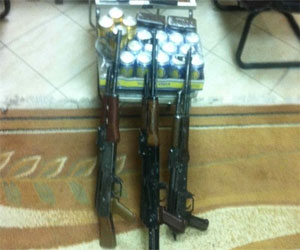   مصر اليوم - ضبط 4 أشخاص بحوزتهم 3 بنادق آلية و50 طلقة في قنا