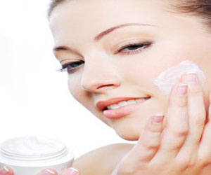 مصر اليوم - نصائح للعناية بالبشرة المختلطة