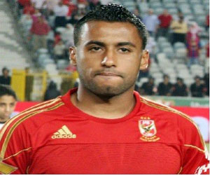   مصر اليوم - اختبار طبّي يحدّد عودة عاشور لتدريبات الأهلي