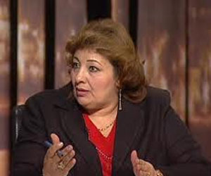   مصر اليوم - مارجريت عازر تستقيل من حزب المصريين الأحرار