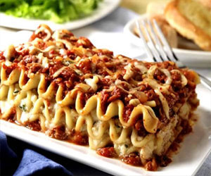   مصر اليوم - لازانيا بالسجق الشرقي