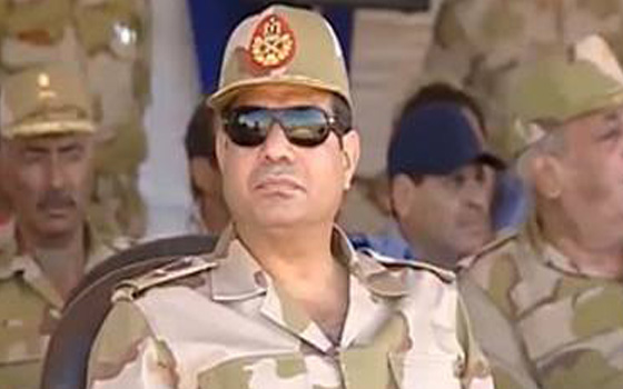   مصر اليوم - السيسي يطمئن على استعداد مقاتلي الصاعقة ويستعرض مهاراتهم في القتال ومكافحة الإرهاب