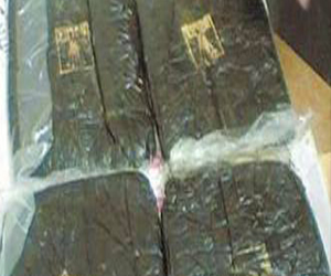   مصر اليوم - ضبط 2 كيلو من مخدر الحشيش و1500 قرص مخدر و1511 عبوة منشط جنسي