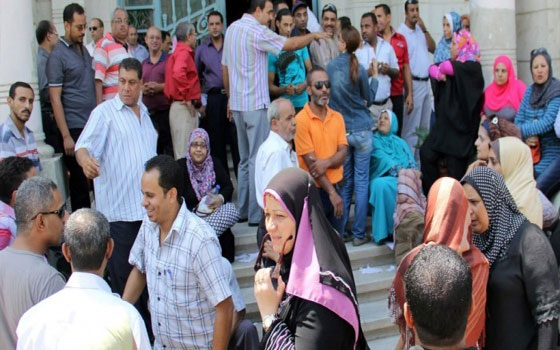   مصر اليوم - العاملون في الجامعات يعلنون وقف التفاوض مع عيسى والمجلس الأعلى