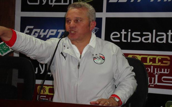   مصر اليوم - شوقي غريب يصف تعيين أحمد حسن مديراً لمنتخب مصر بـالخطوة الرائعة