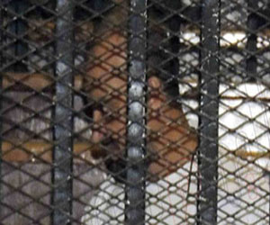   مصر اليوم - البلتاجي يصف رجال الشُّرطة والقضاء والنّيابة بالأنذال في رسالة من محبسه