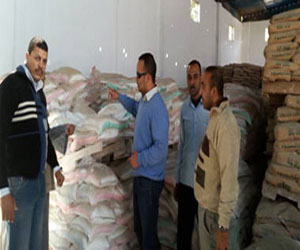   مصر اليوم - ضبط 94 طنًا سلعًا تموينية مدعمة و860 أسطوانة غاز قبل بيعها بالسوق السوداء