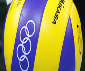   مصر اليوم - الأهلي مع هليوبوليس والزمالك يواجه هيئة السويس في دوري الطائرة