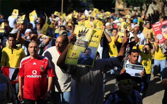   مصر اليوم - قوات الأمن تٌجّبر أنصار الإخوان على التراجع في مناطق القاهرة والجيزة