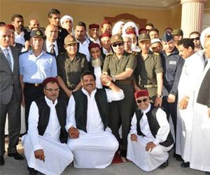   مصر اليوم - شيوخ وعواقل سيناء يعلنون عن مبادرة لتسليم السلاح دون شروط