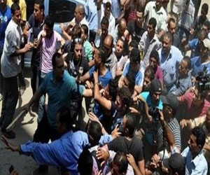   مصر اليوم - أمن الدقهلية يسيطر على اشتباكات في بلقاس بين عائلتين