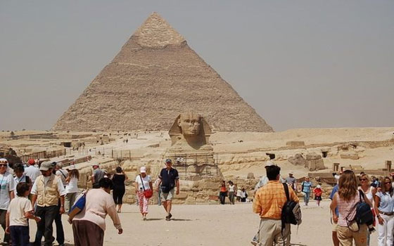   مصر اليوم - السياحة تكشف عن قوافل ترويجيّة في الخليج لدعم السياحة المصريّة