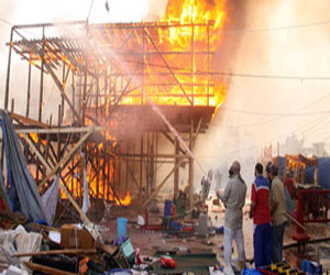   مصر اليوم - مصدر قضائى: 12 تهمة موجهة للإخوان في فض رابعة أبرزها حرق المسجد