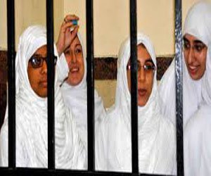   مصر اليوم - إخلاء سبيل فتيات حركة 7 الصبح في الأسكندرية