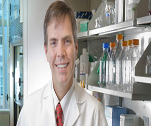   مصر اليوم - طبيب سويدى رفض علاج سيدة لعدم مصافحته