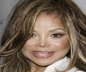   مصر اليوم - زواج لاتويا جاكسون من جيفيري فيليبس