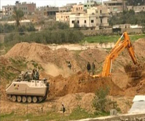   مصر اليوم - الجيش المصري يهدم نفقين في رفح بعد حملة تفتيش