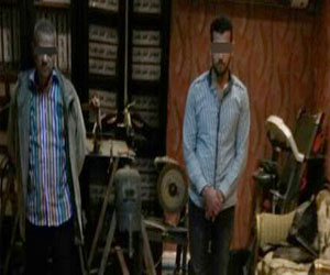   مصر اليوم - القبض على عاطلين يديران ورشة لتصنيع الأسلحة النارية في السلام