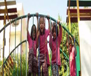   مصر اليوم - أطفال الجيل الصاعد في الغردقة ينظمون حفلًا تضامنيًا مع الطفلة زينة ضحية الاغتصاب