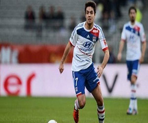   مصر اليوم - غرينيه يعتزم البقاء فى ليون وعدم الانتقال لارسنال الانكليزي