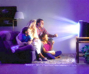 مصر اليوم - التليفزيون البطئ يجتذب أرقامًا قياسية من المشاهدين في النرويج