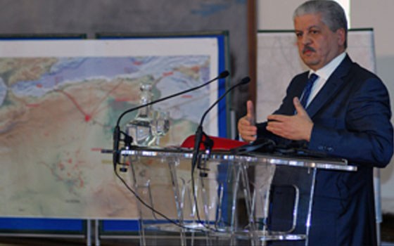   مصر اليوم - سلال يؤكد أنه من دون الاستقرار الأمني لن يكون هناك أيُّ تطوُّر في المنطقة