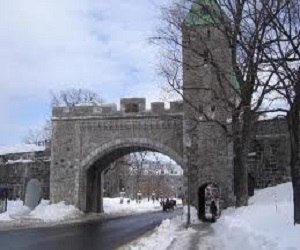 مصر اليوم - إشتكى على جمهورية الدومينيكان لأن السماء أمطرت خلال إجازته