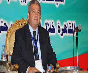   مصر اليوم - خالد عبد العزيز يفتتح مراكز شبابية في الأقصر وقنا